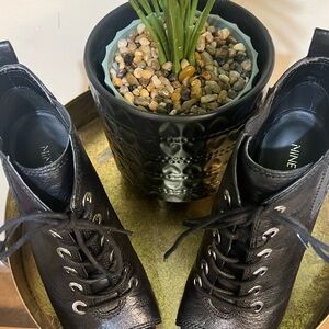 Nine West Sleek Black Leather Boots